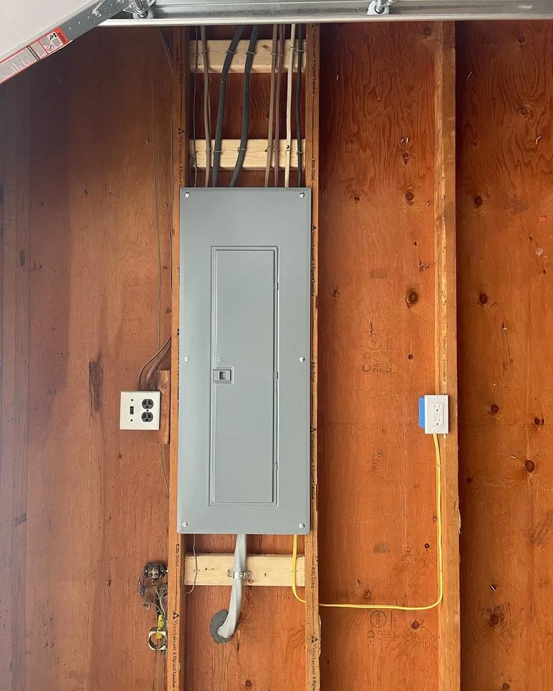 Slide of West Morgan Park Electricians