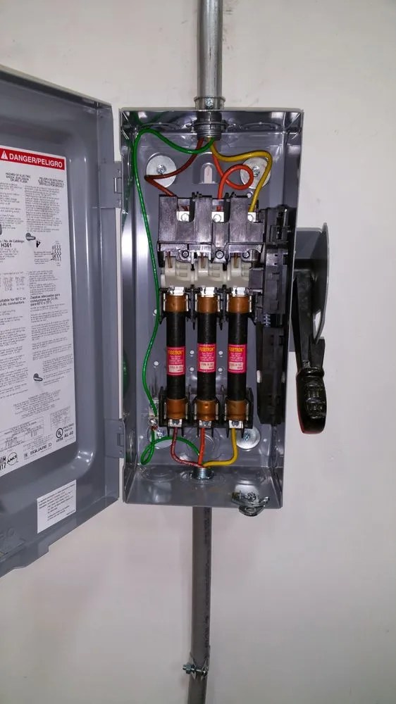 Slide of Western Star Electric