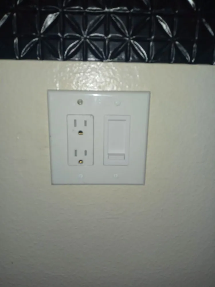 Slide of Western Star Electric