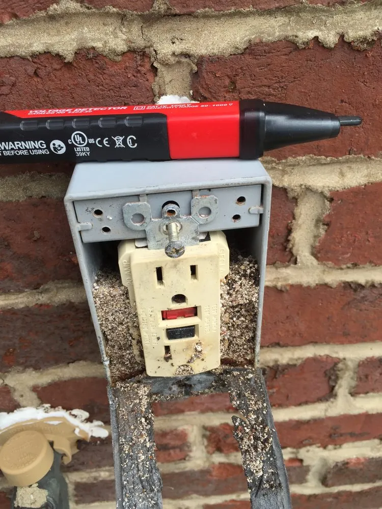 Slide of Westmoreland Construction & Repair