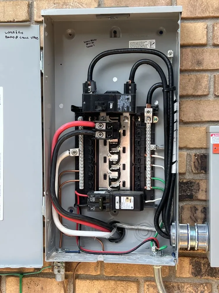 Slide of White Handyman Service