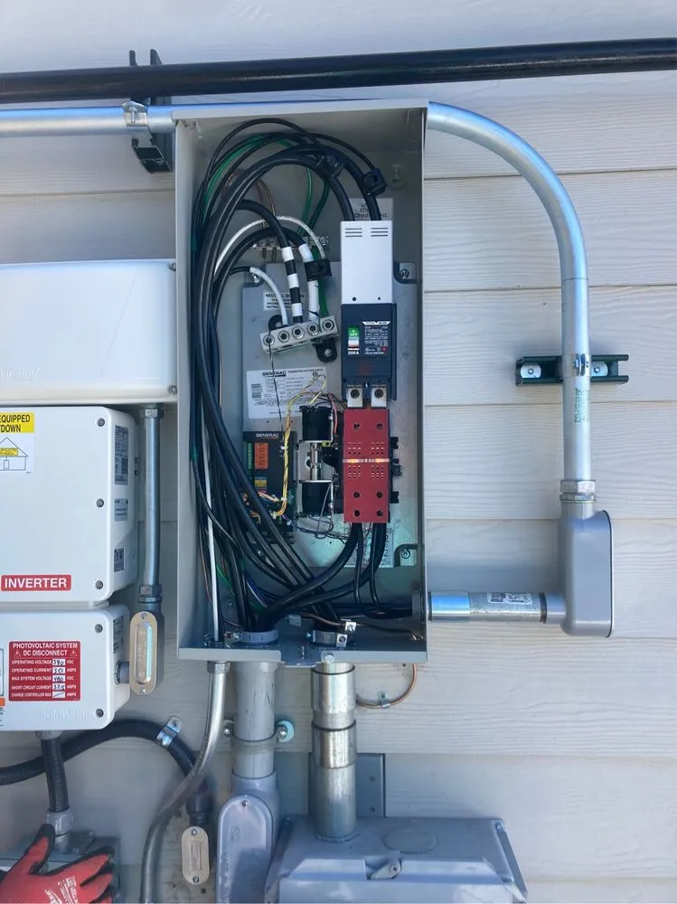 Slide of White Rhino Electric