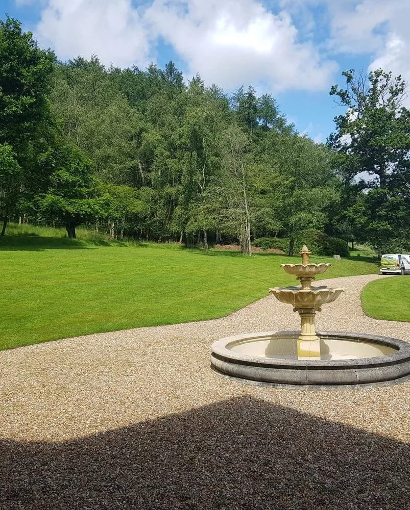 Professional electrical repair service in ,  - WhiteCz Lawncare and Cleaning 