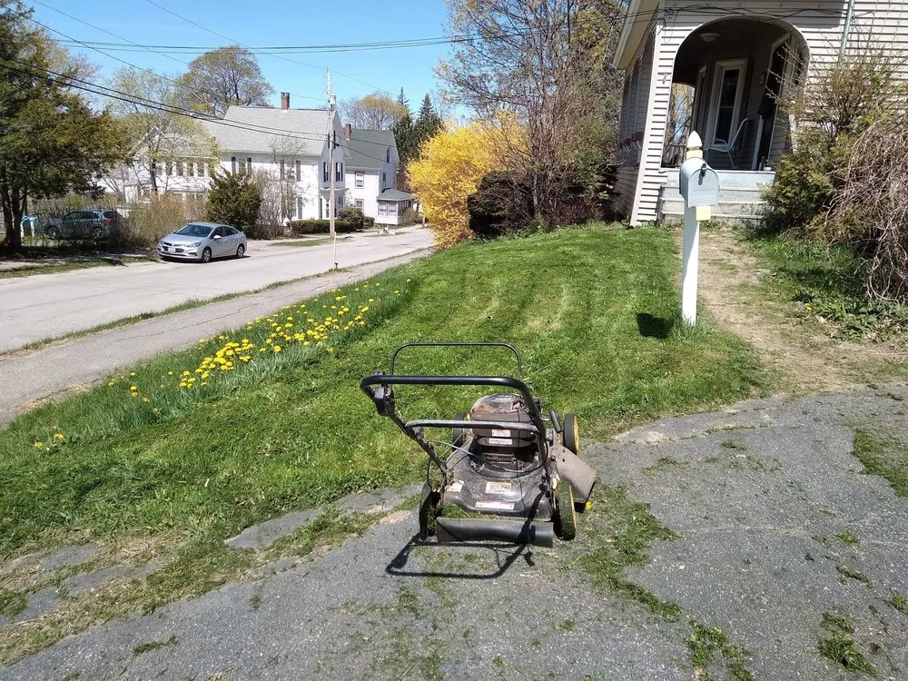 Reliable electrical repair service in ,  - WhiteCz Lawncare and Cleaning 