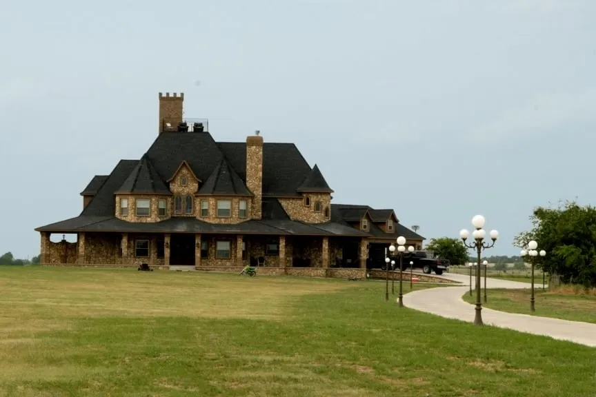 Slide of Whitworth Custom Homes