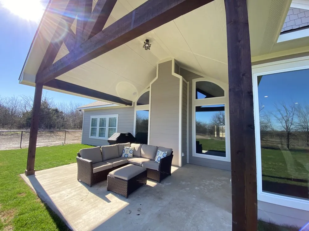 Slide of Whitworth Custom Homes