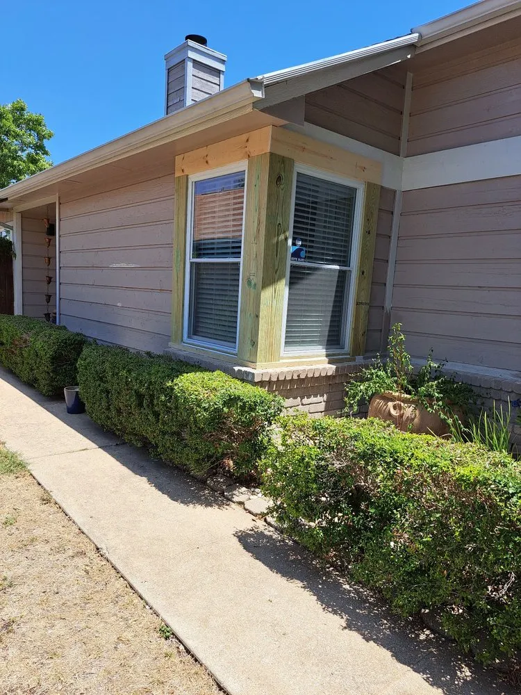 Slide of Whyde Construction