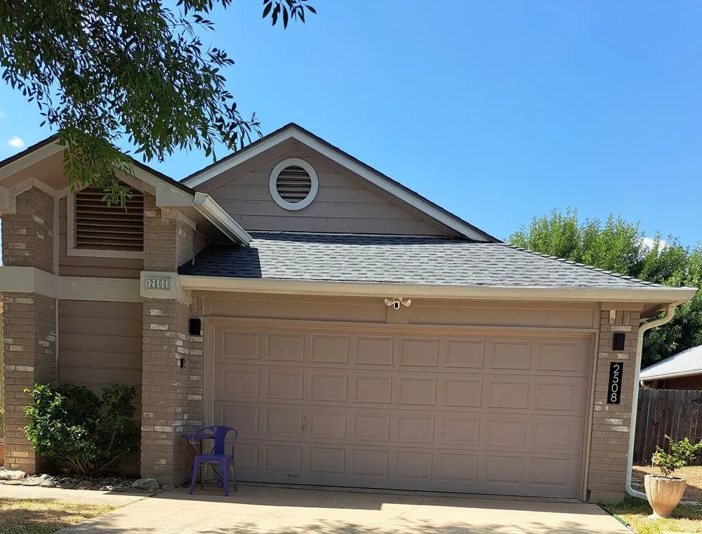 Slide of Whyde Construction