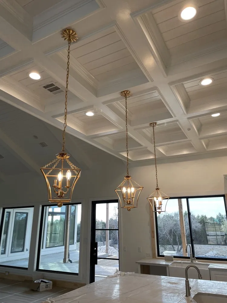 Emergency outlet and switch repair service in ,  - Whyde Construction