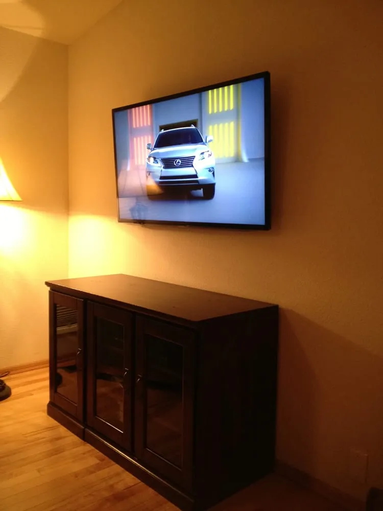 Professional circuit breaker repair service in ,  - Wickman Electric