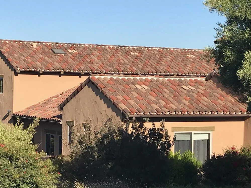 Slide of Wick's Roofing