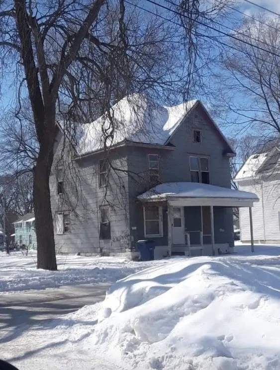 Slide of Wide Horizon Electrical Serv