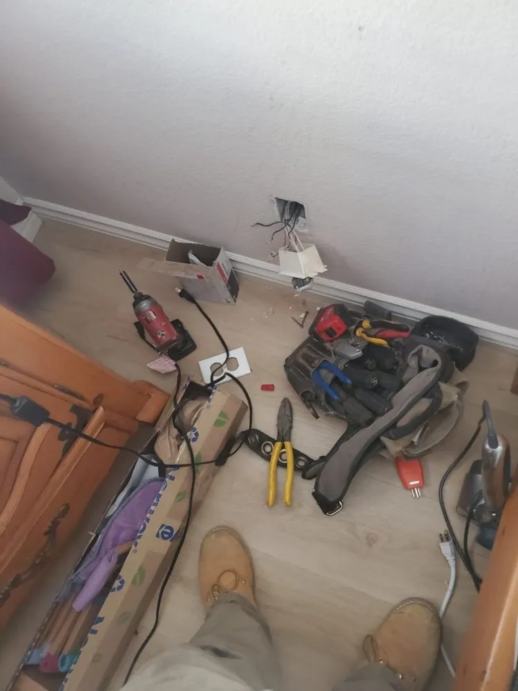 Slide of Wildomar Electric