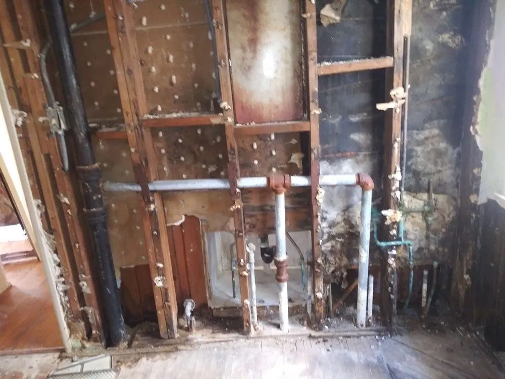 Licensed circuit breaker repair in Harbor City, CA by Wilkinson Electric