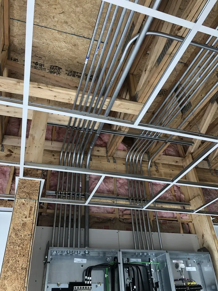 Expert electrician providing emergency electrical service in Leicester, NC - Willett Electric