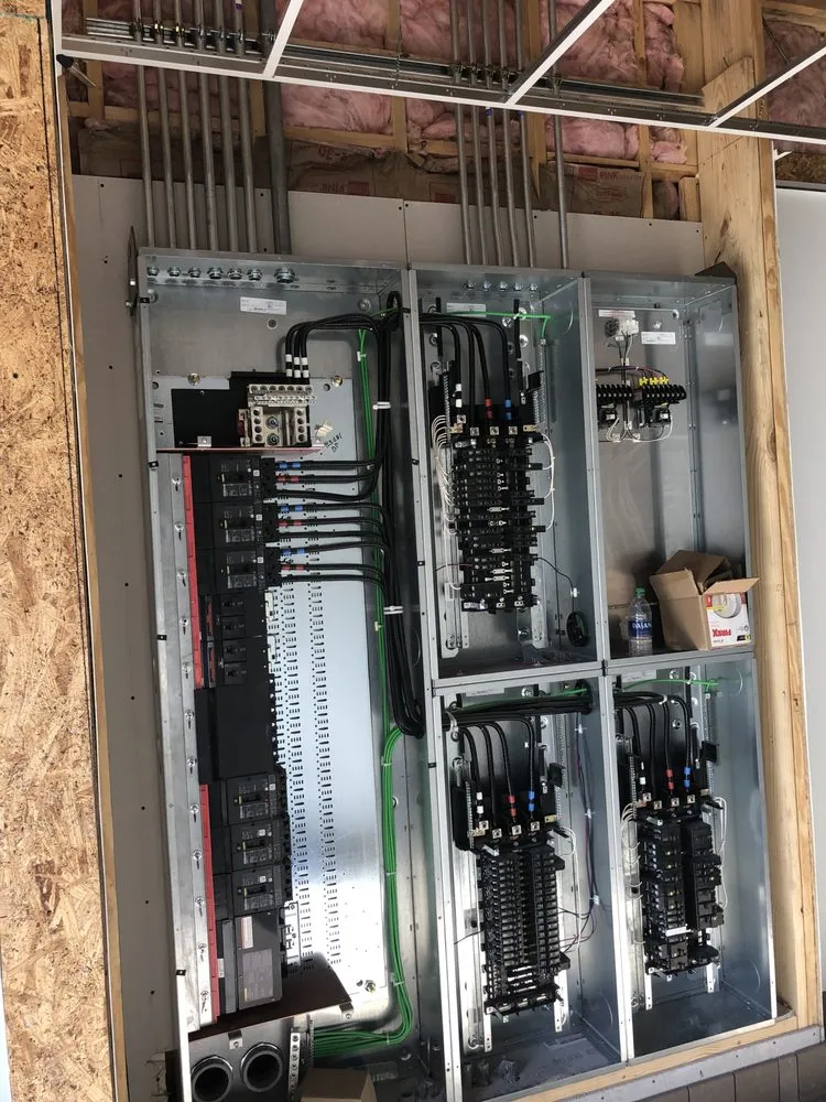 Certified circuit breaker repair service in Leicester, NC - Willett Electric