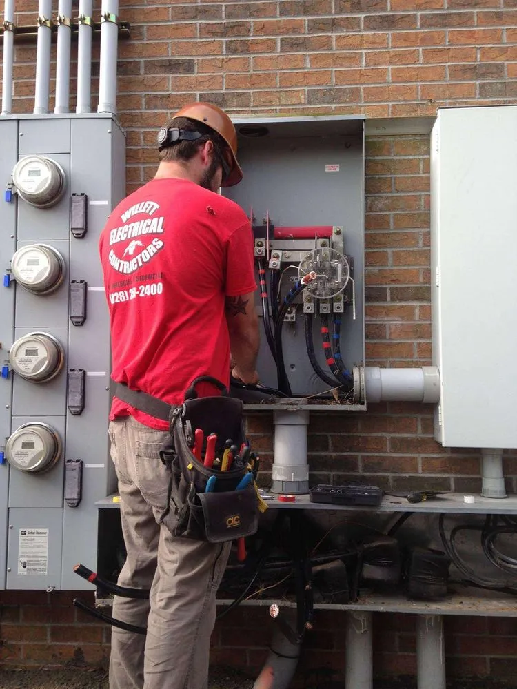 Reliable circuit breaker repair experts serving Leicester, NC - Willett Electrical Contractors