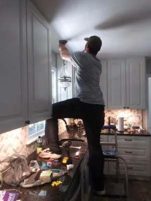 William Heyward Logo