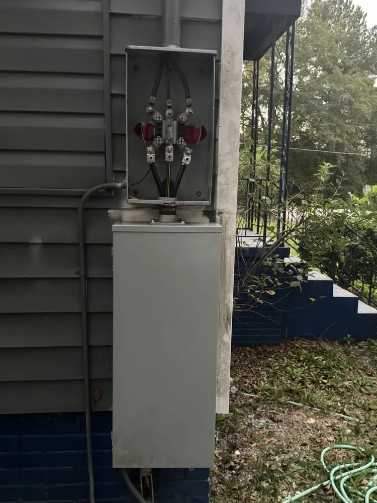 Slide of Williams & Williams Electrical Service