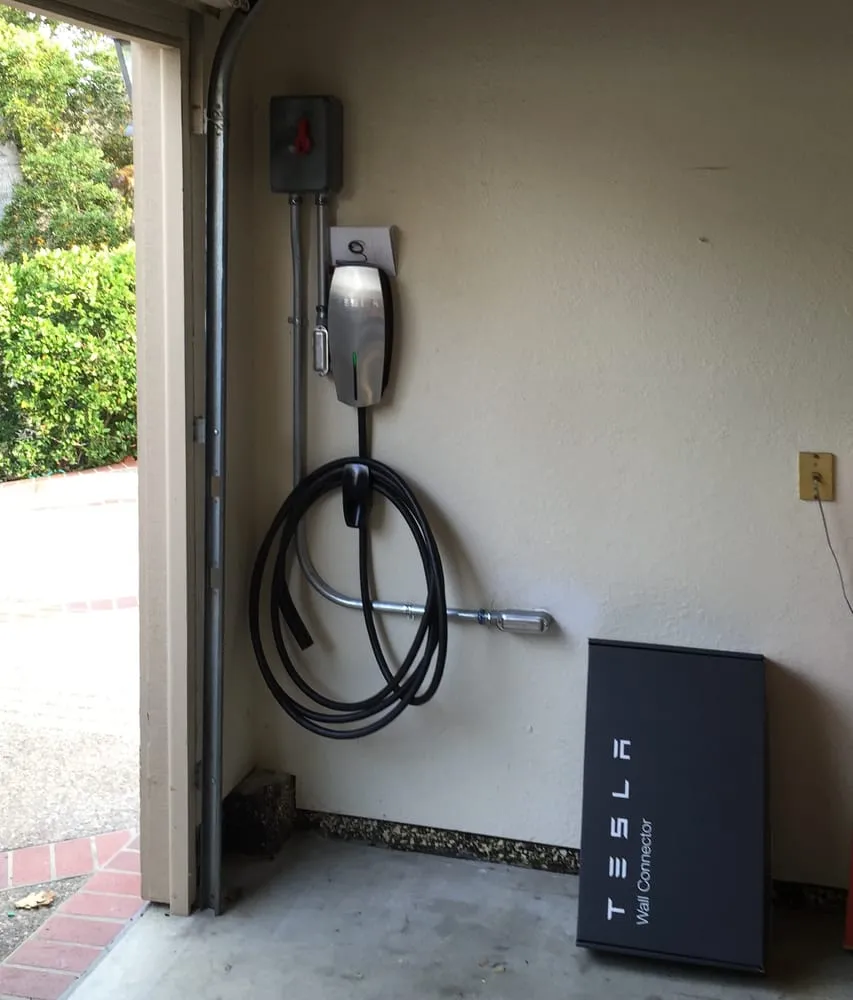 Professional electrical service for homes in wiring installation,  by 