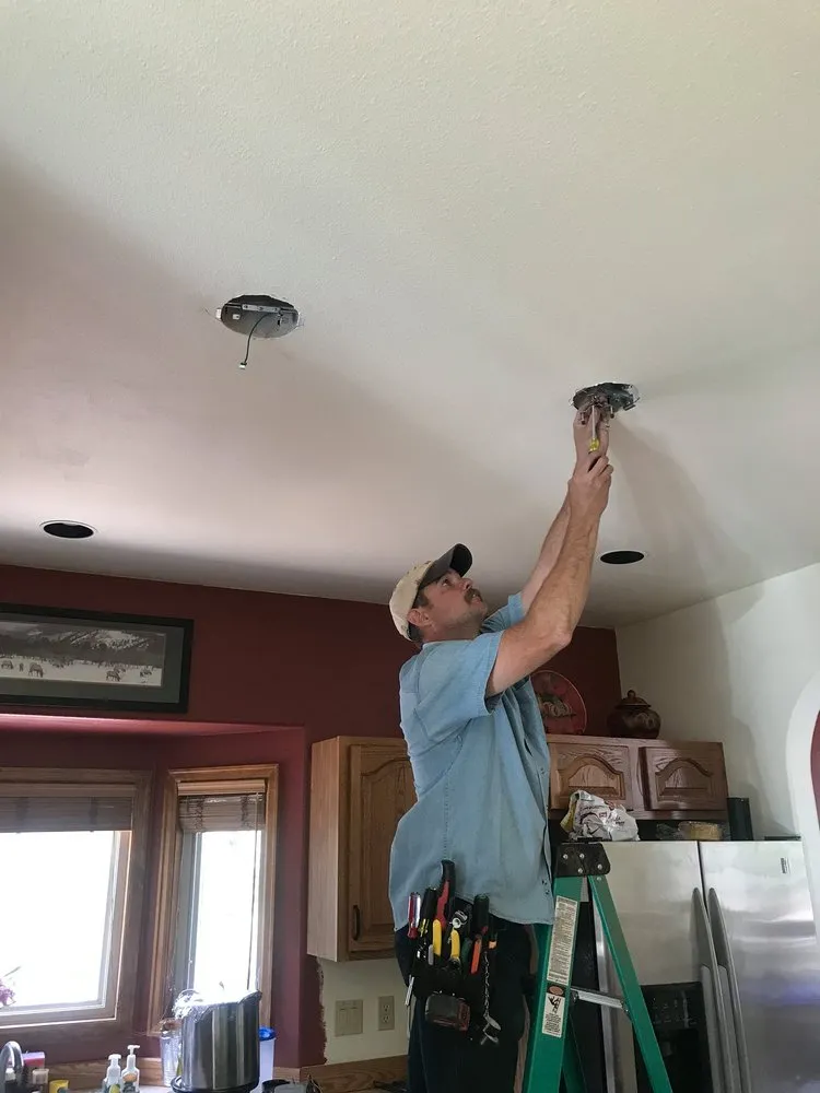 Reliable circuit breaker repair experts serving Kiowa, CO - Will’s Power Electric