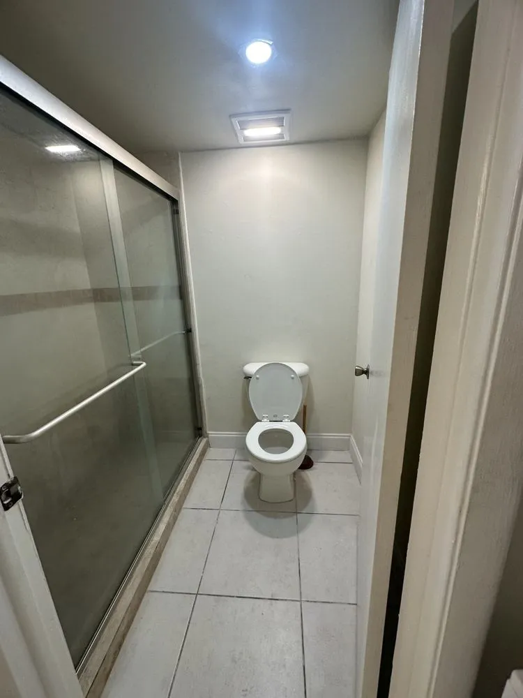 Slide of Willy Electric