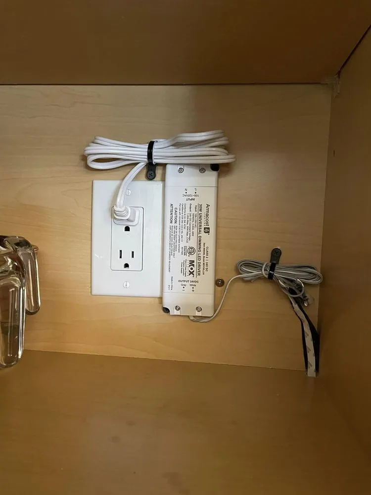 Licensed wiring installation in Wilmington, CA by Wilmington Emergency Electrician