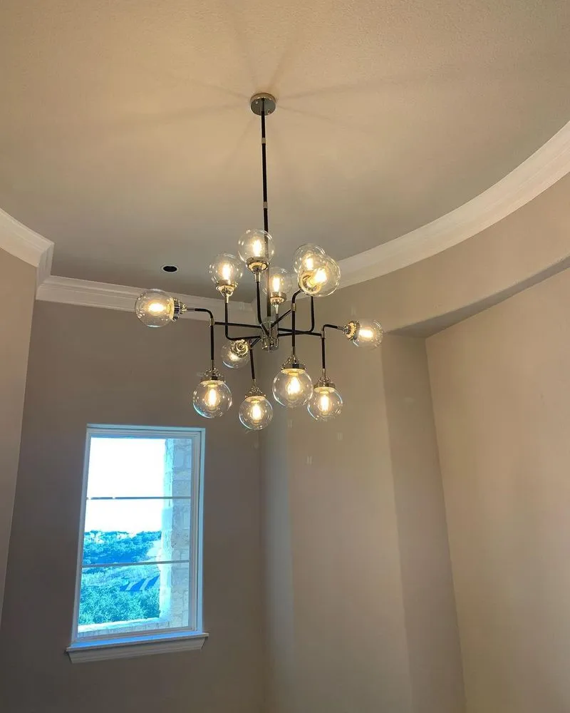 Certified electrician providing circuit breaker repair in Wilmington, CA - Wilmington Emergency Electrician