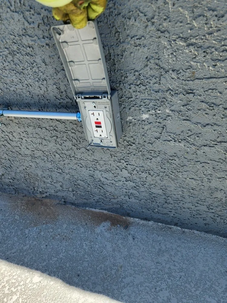 Slide of Wil's Electrical Service