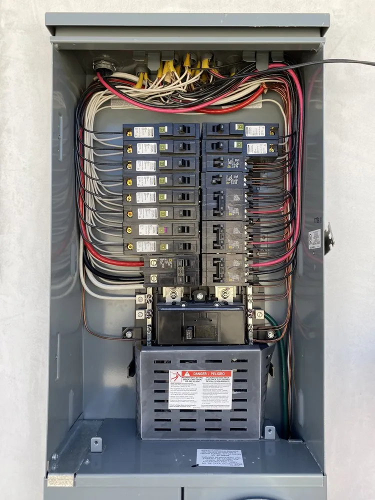 Affordable electrician providing lighting installation in , 