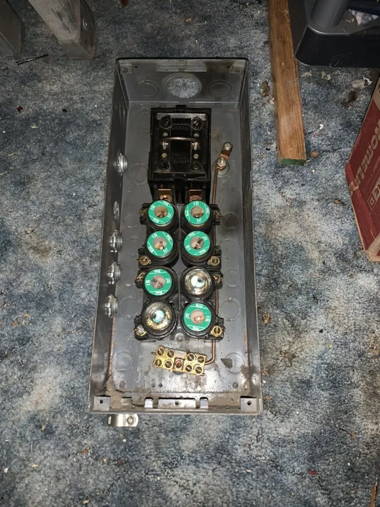 Expert electrician providing outlet and switch repair in Manning, OR - Wilson River Electric