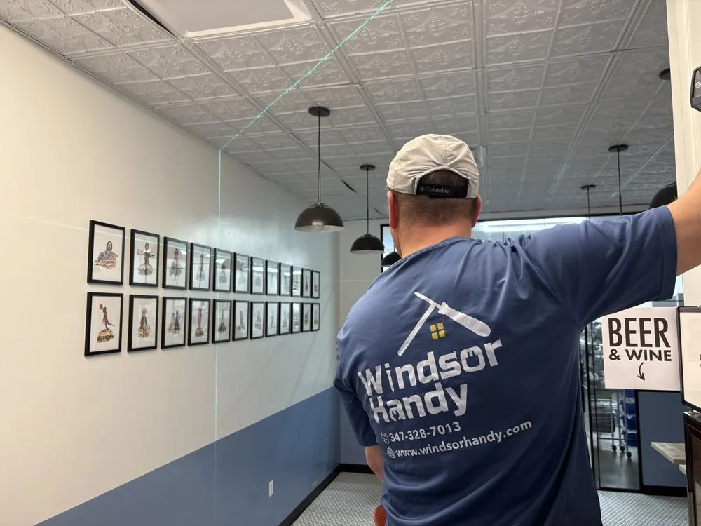 Slide of Windsor Handy