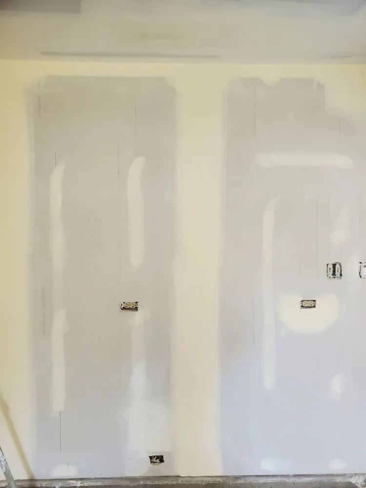 Slide of Windy City Drywall