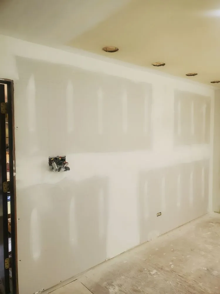 Slide of Windy City Drywall