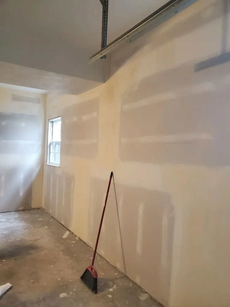 Slide of Windy City Drywall