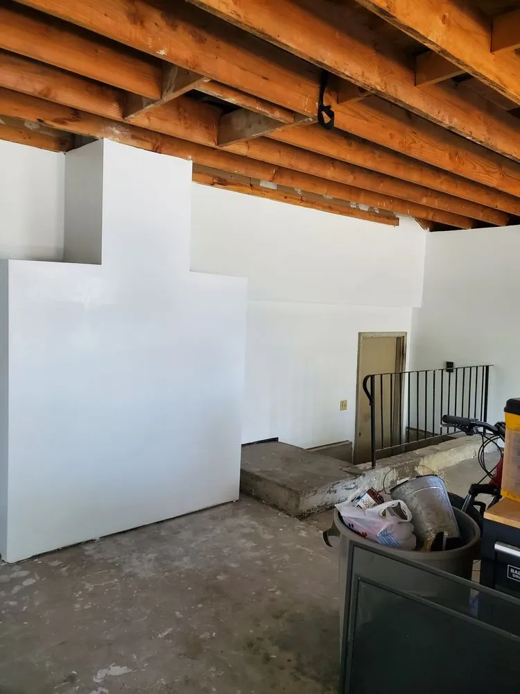 Slide of Windy City Drywall