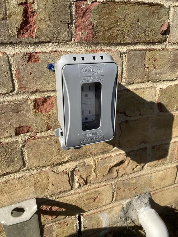 Slide of Winn Electric Contracting