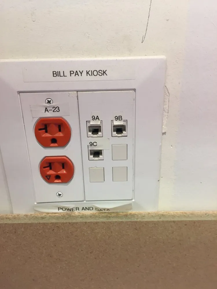 Emergency electrician providing electrical repair in ,