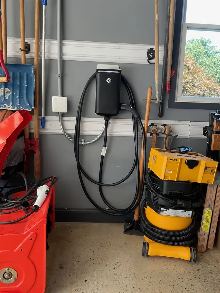 Slide of Wire Fox Electric