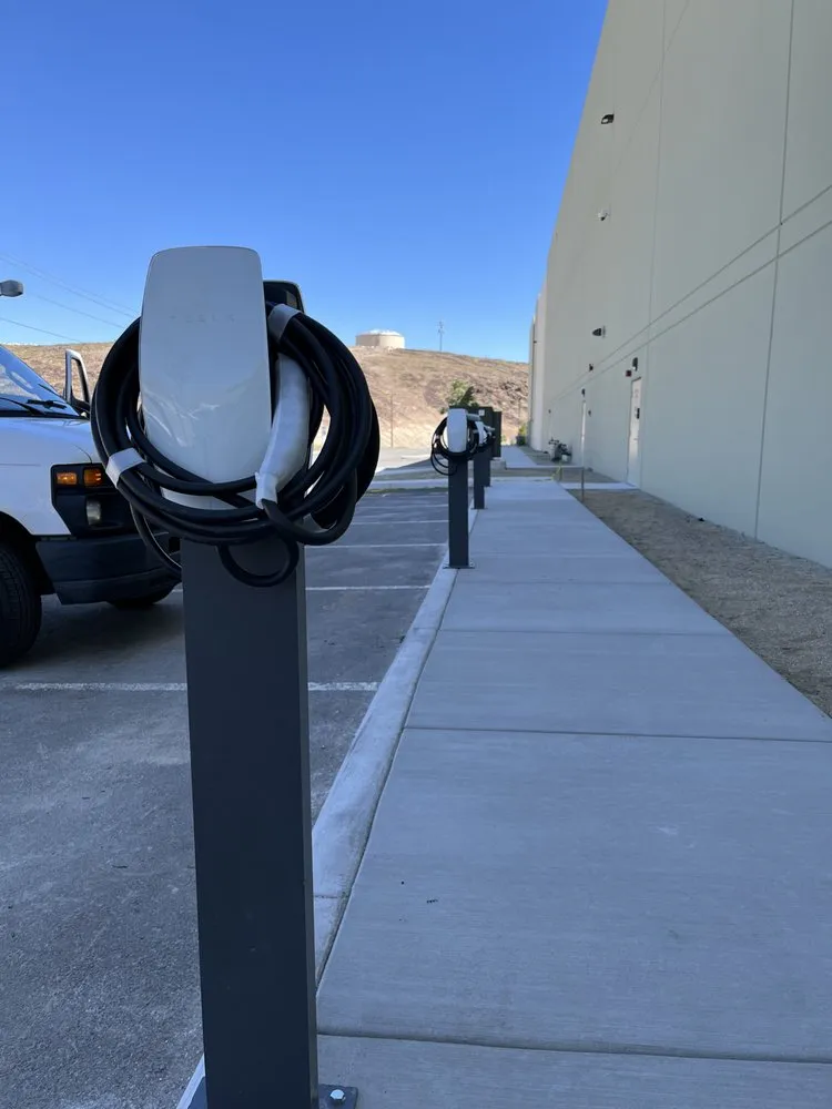 Slide of Wire Me Electric