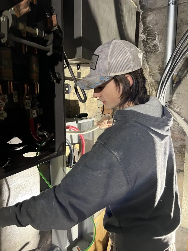 Slide of Wire Me Solutions