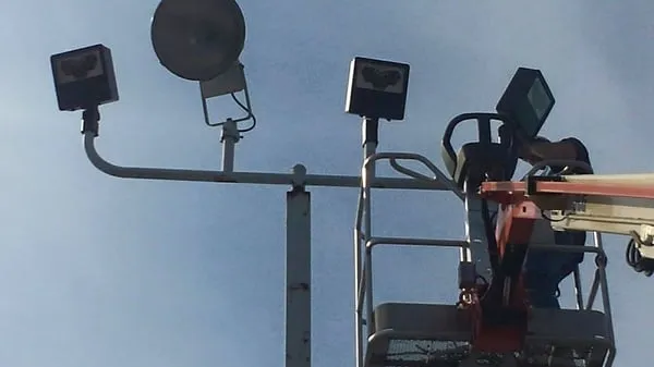 Wire Nutz Electrical Logo