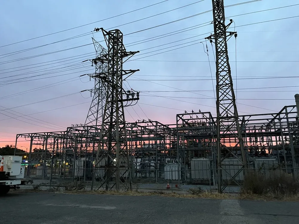 Slide of Wire Wranglers Electric