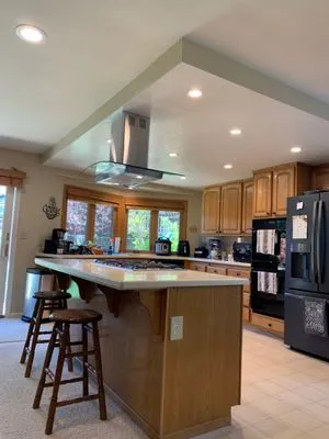 Wired Right Electric Logo