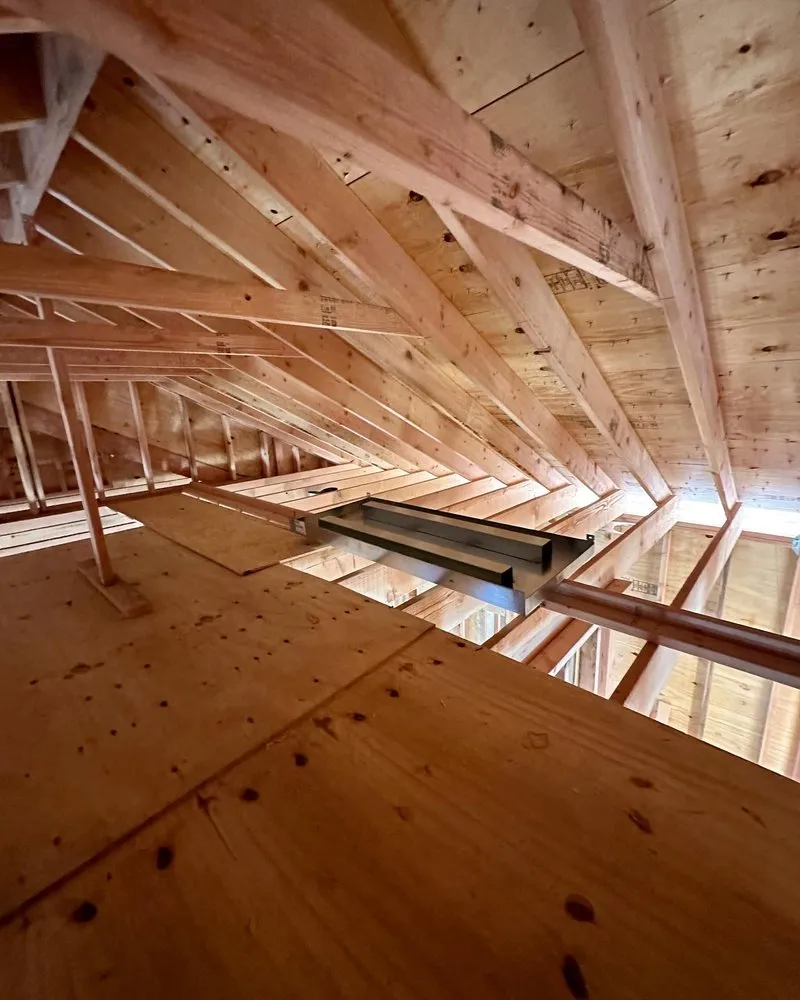 Reliable electrician providing outlet and switch repair in , 