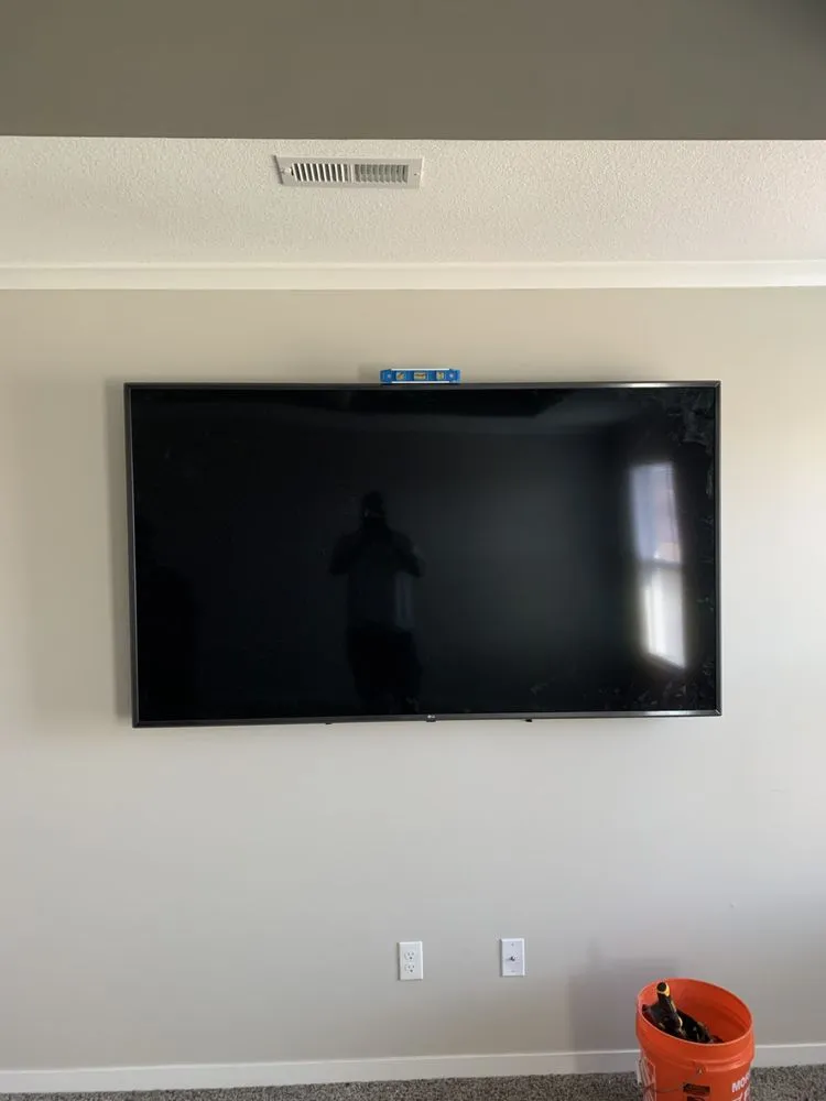 Slide of Wired Up Right