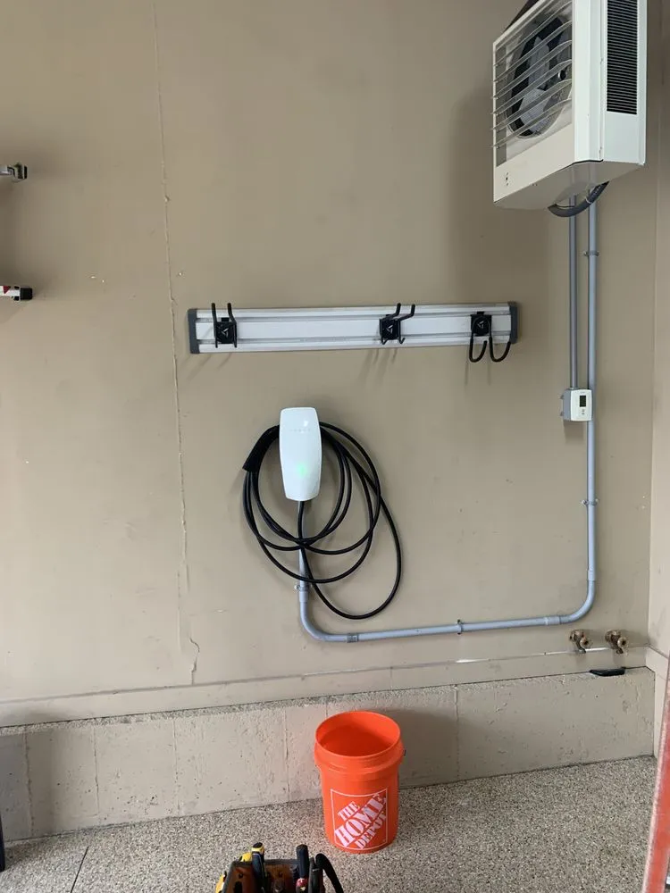 Slide of Wired Up Right