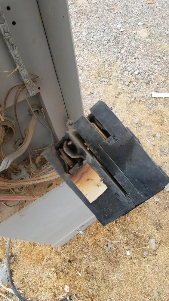 Slide of Wiremen Electrical