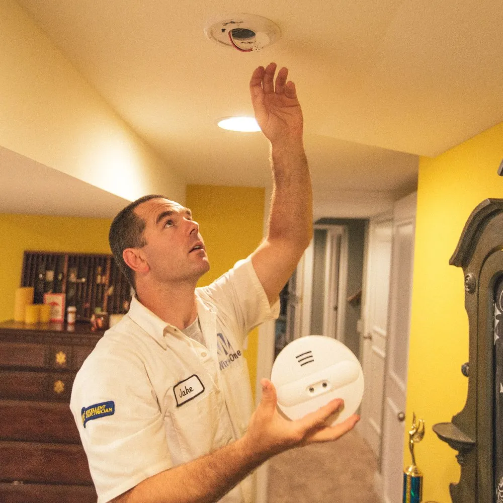 Professional circuit breaker repair in La Motte, IA by WIREONE