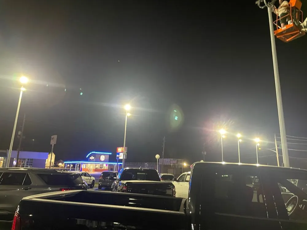 Slide of Wise Guys Electrical